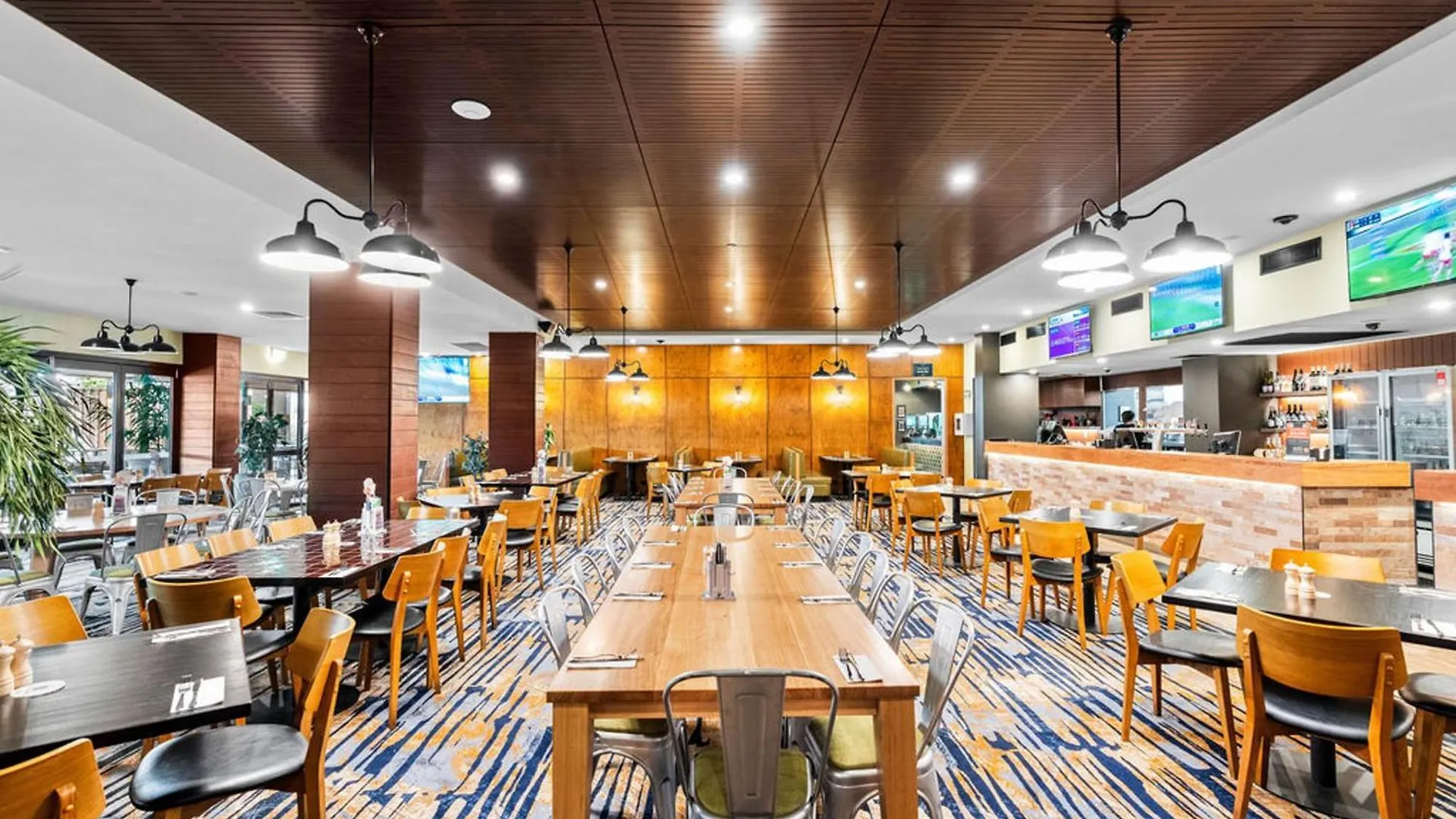 Morayfield Tavern